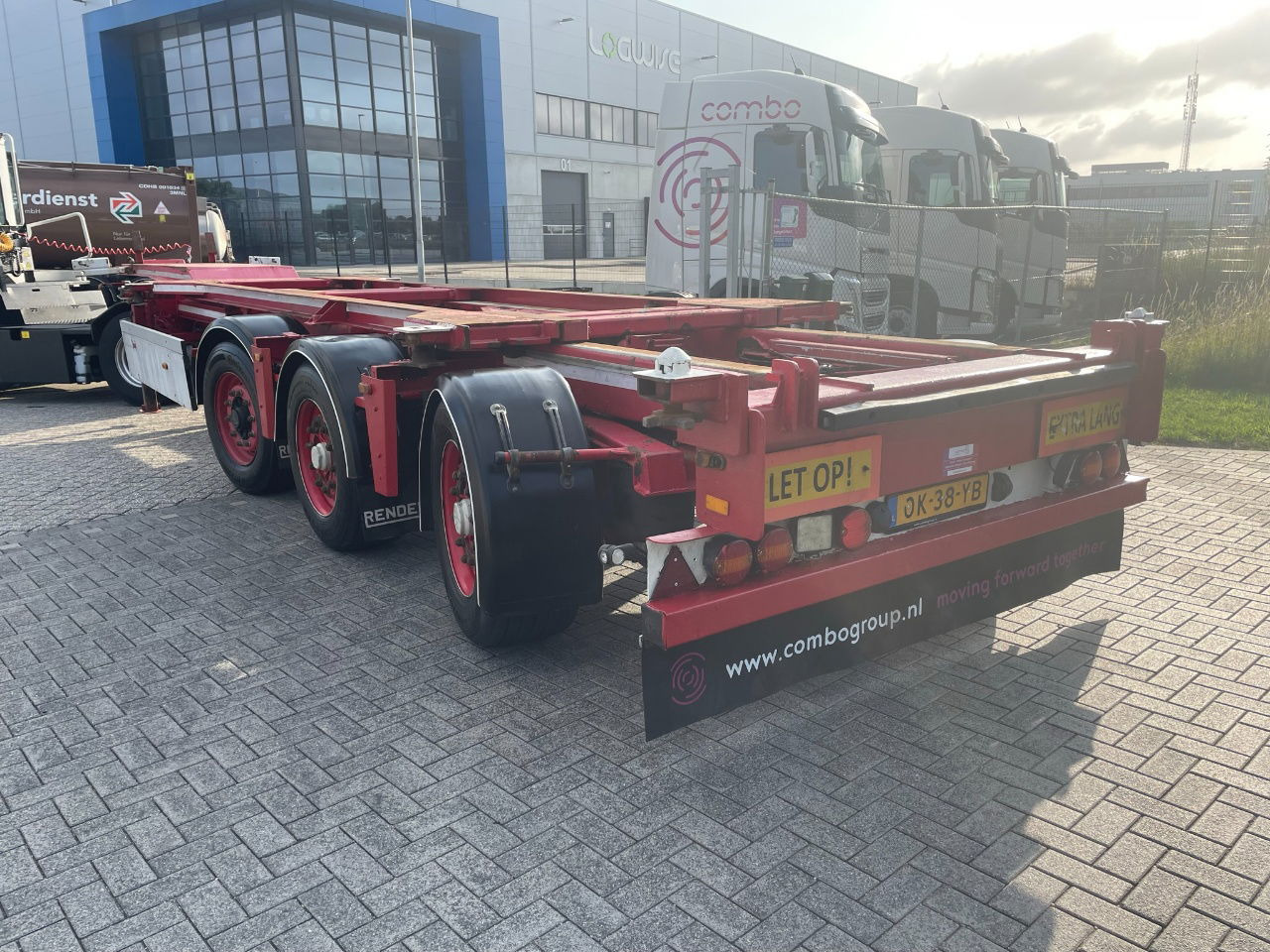 Renders ROC 16.27 CC X steering / Disc brakes /Lifring axle 20-30-40-45 FT HC - Container transporter/ Swap body semi-trailer: picture 2 Renders ROC 16.27 CC X steering / Disc brakes /Lifring axle 20-30-40-45 FT HC - Container transporter/ Swap body semi-trailer: picture 2