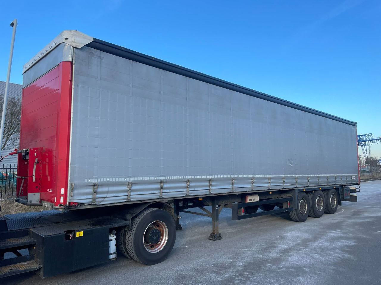 Schmitz Cargobull SCB-S3T EN 12642-XL Allu borden - disc brakes 2 x toolbox / tu - Curtainsider semi-trailer: picture 2 Schmitz Cargobull SCB-S3T EN 12642-XL Allu borden - disc brakes 2 x toolbox / tu - Curtainsider semi-trailer: picture 2