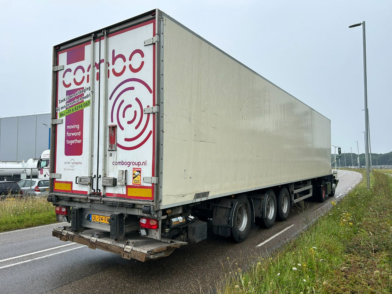 Van Eck Caurrier Vector 1850 / Steering axle / 1340 X 250 B X 265 H - Refrigerator semi-trailer: picture 3 Van Eck Caurrier Vector 1850 / Steering axle / 1340 X 250 B X 265 H - Refrigerator semi-trailer: picture 3
