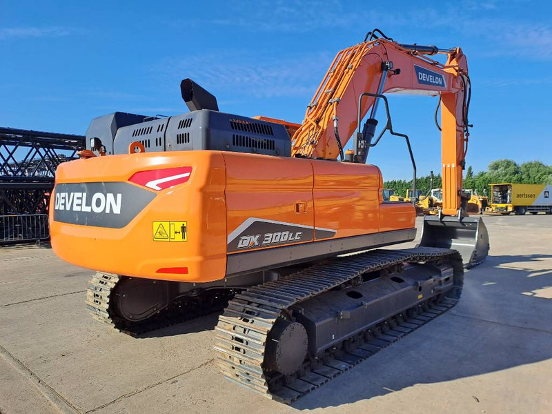 Develon DX300LC-7M - Crawler excavator: picture 4 Develon DX300LC-7M - Crawler excavator: picture 4