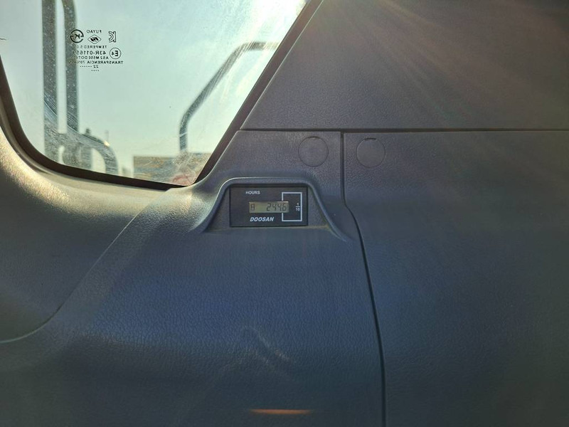 Wheel excavator Doosan DX160W-7: picture 7