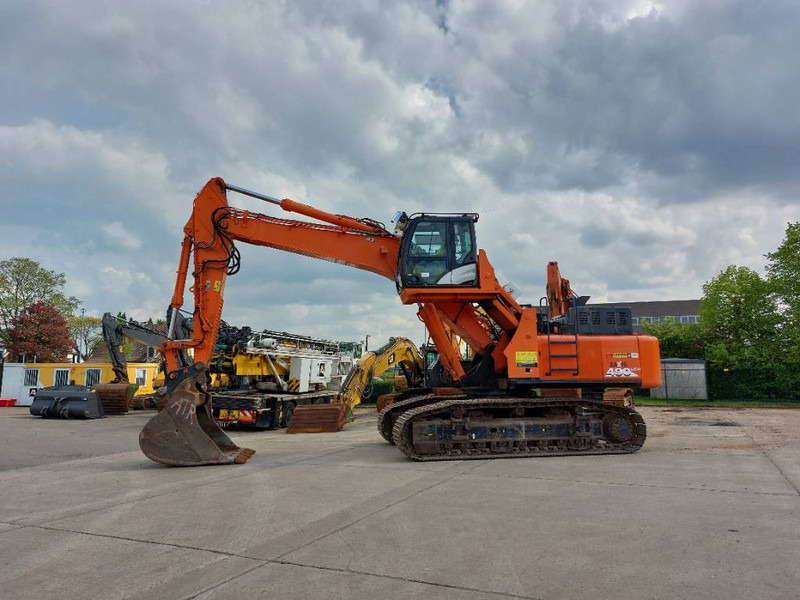 Hitachi ZX490LCH-6 (with lift cabin) - Crawler excavator: picture 4 Hitachi ZX490LCH-6 (with lift cabin) - Crawler excavator: picture 4