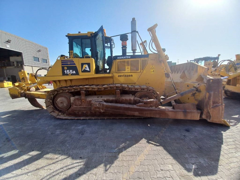Komatsu D155A-6R (4 pcs available in Abu Dhabi) - Bulldozer: picture 4 Komatsu D155A-6R (4 pcs available in Abu Dhabi) - Bulldozer: picture 4