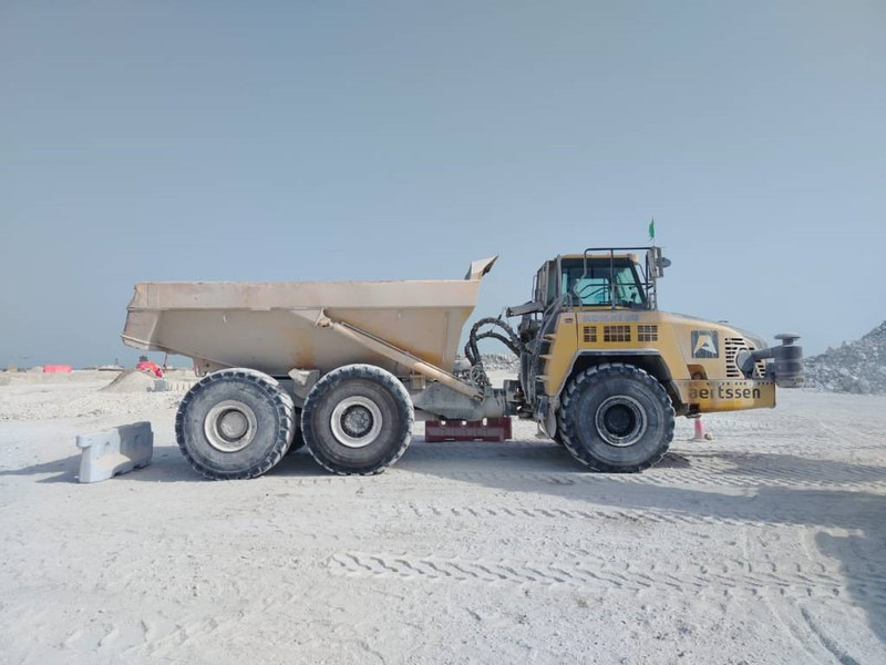 Komatsu HM400-3R (4 pieces available in Abu Dhabi) - Articulated dumper: picture 2 Komatsu HM400-3R (4 pieces available in Abu Dhabi) - Articulated dumper: picture 2