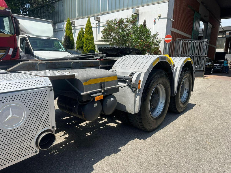 Mercedes-Benz ACTROS 3344 - Tractor unit: picture 5 Mercedes-Benz ACTROS 3344 - Tractor unit: picture 5