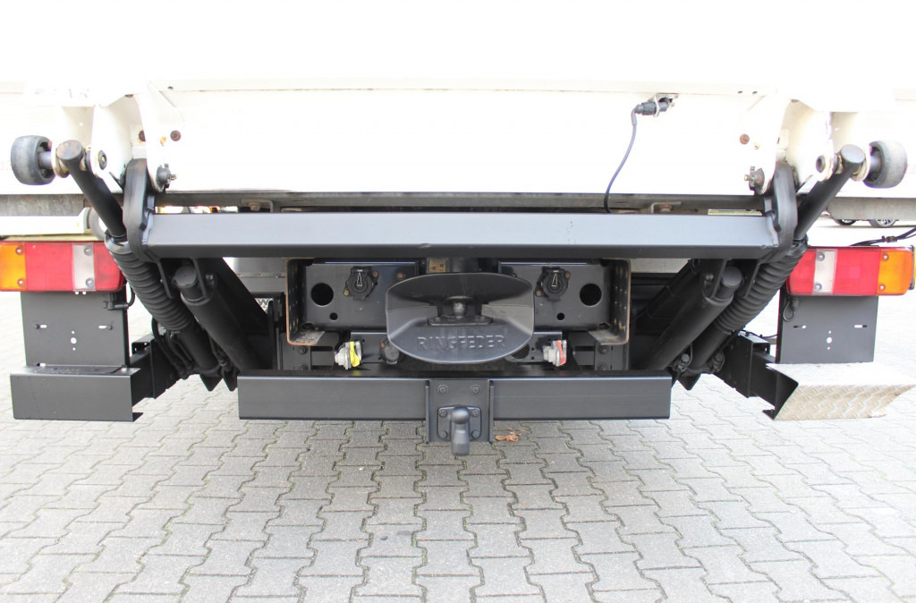 MAN TGL 8.180 E6 Koffer 7,3m LBW ANK Luft - Box truck: picture 4 MAN TGL 8.180 E6 Koffer 7,3m LBW ANK Luft - Box truck: picture 4