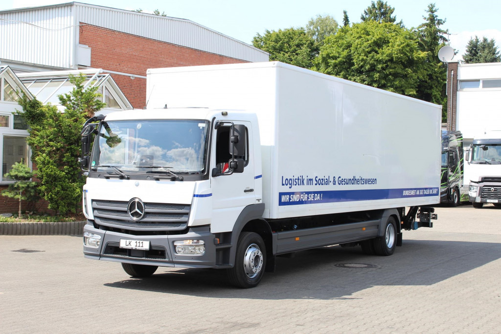Mercedes-Benz Atego 1321 E6 Koffer Klima Kamera Schalter LBW - Box truck: picture 1 Mercedes-Benz Atego 1321 E6 Koffer Klima Kamera Schalter LBW - Box truck: picture 1