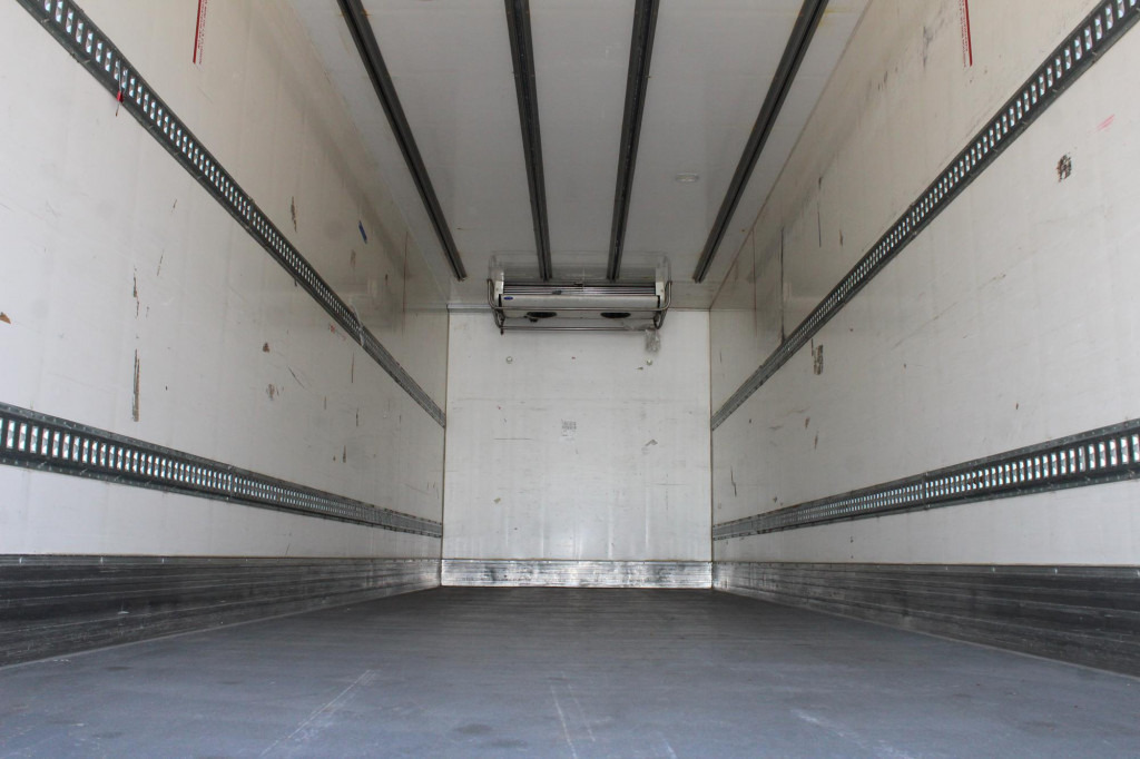 Scania G410 E5 CS 1150-12 MT Strom LBW Lenkachse - Refrigerator truck: picture 2 Scania G410 E5 CS 1150-12 MT Strom LBW Lenkachse - Refrigerator truck: picture 2