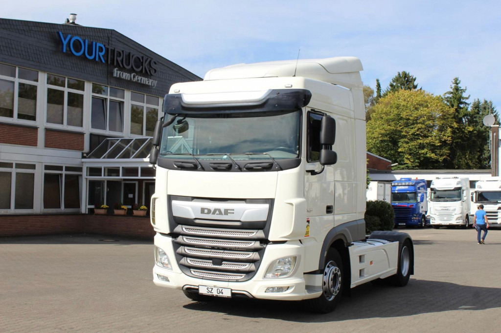 Daf XF 530 SC Retarder Standklima Kühlbox 2 liegen - Tractor unit: picture 1 Daf XF 530 SC Retarder Standklima Kühlbox 2 liegen - Tractor unit: picture 1