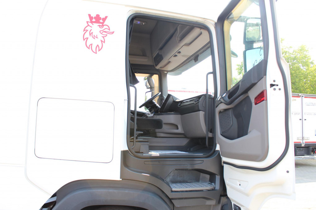 Scania R 500 Retarder LDWS Kühlbox 2 Tanks Navi - Tractor unit: picture 2 Scania R 500 Retarder LDWS Kühlbox 2 Tanks Navi - Tractor unit: picture 2