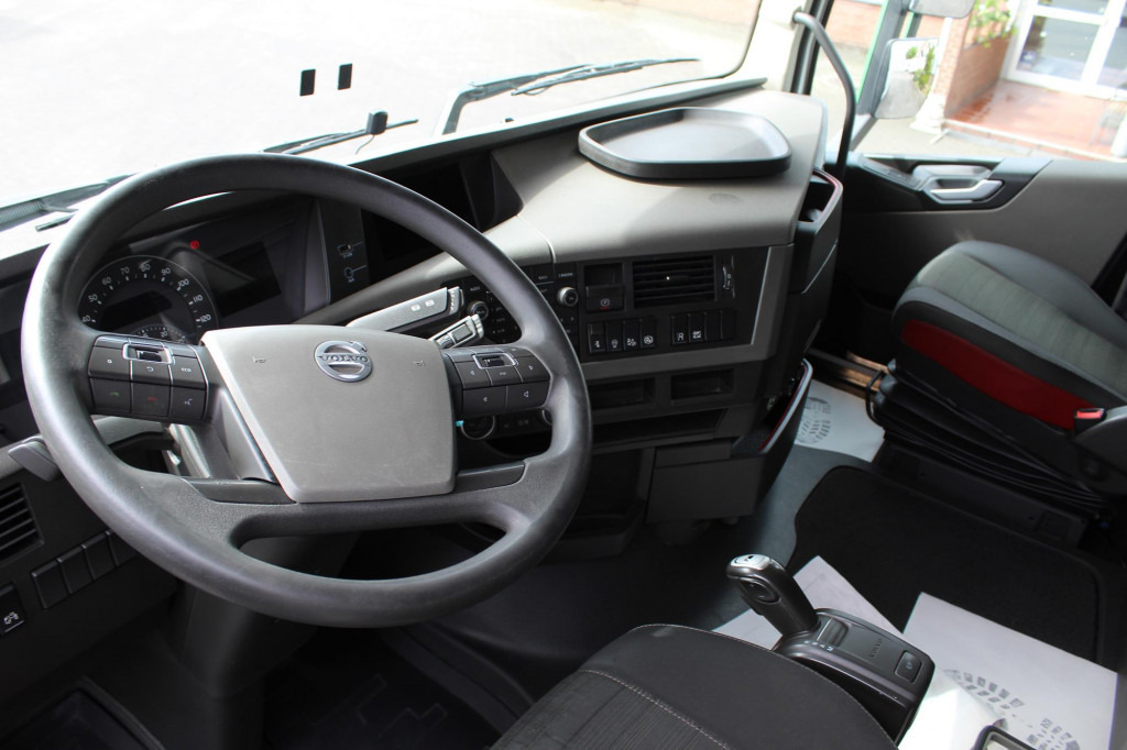 Volvo FH 460 E6 Globetrotter 2 Tanks i-Park Cool - Tractor unit: picture 5 Volvo FH 460 E6 Globetrotter 2 Tanks i-Park Cool - Tractor unit: picture 5