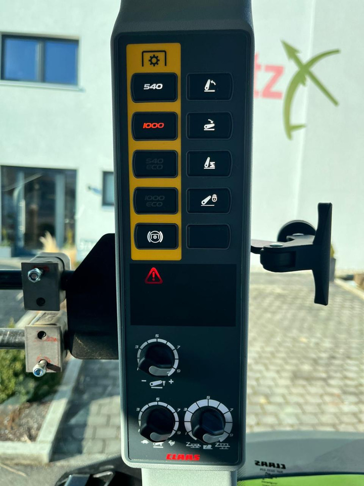 Farm tractor CLAAS Arion 420 CIS mit FZW und FKH, front PTO, erst 620h: picture 26