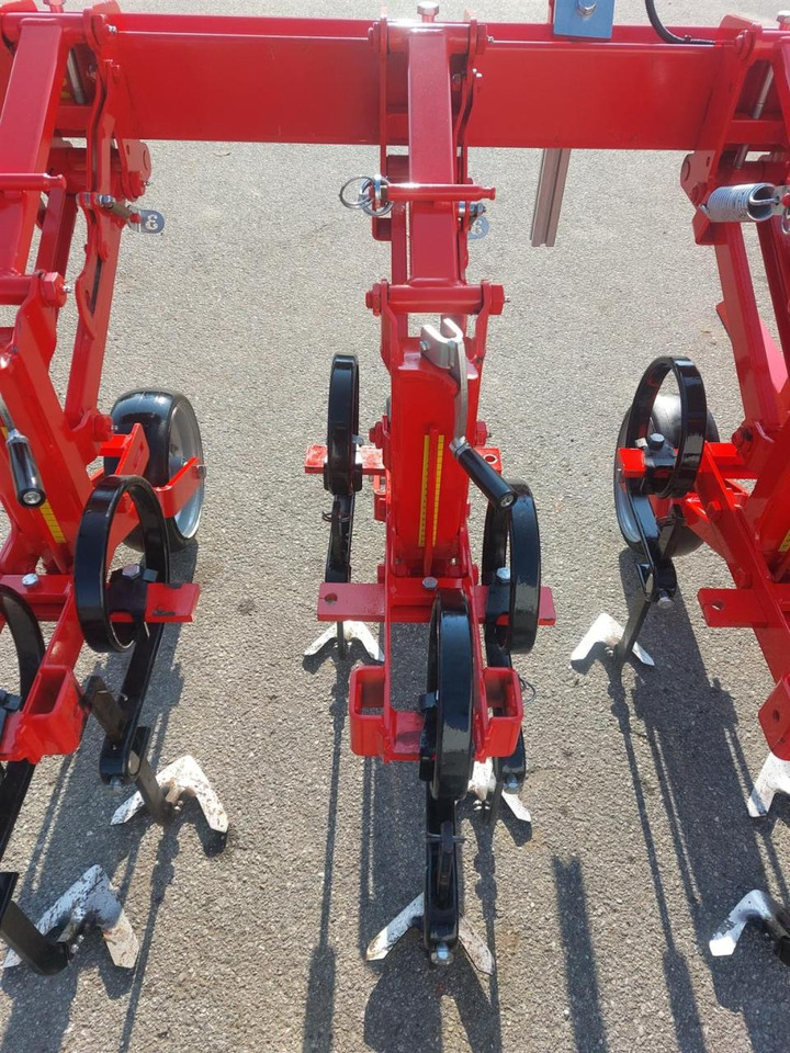 Soil tillage equipment Einböck Chopstar Hackgerät mit Kamerasteuerung, Row Guard, Einböck: picture 7 Soil tillage equipment Einböck Chopstar Hackgerät mit Kamerasteuerung, Row Guard, Einböck: picture 7