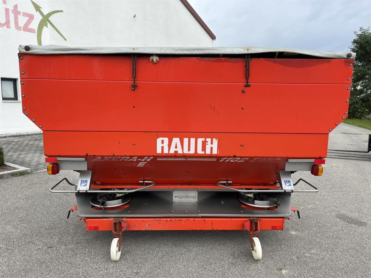 Rauch Axera H EMC 1102 Quantron P, Düngestreuer - Fertilizer spreader: picture 2 Rauch Axera H EMC 1102 Quantron P, Düngestreuer - Fertilizer spreader: picture 2