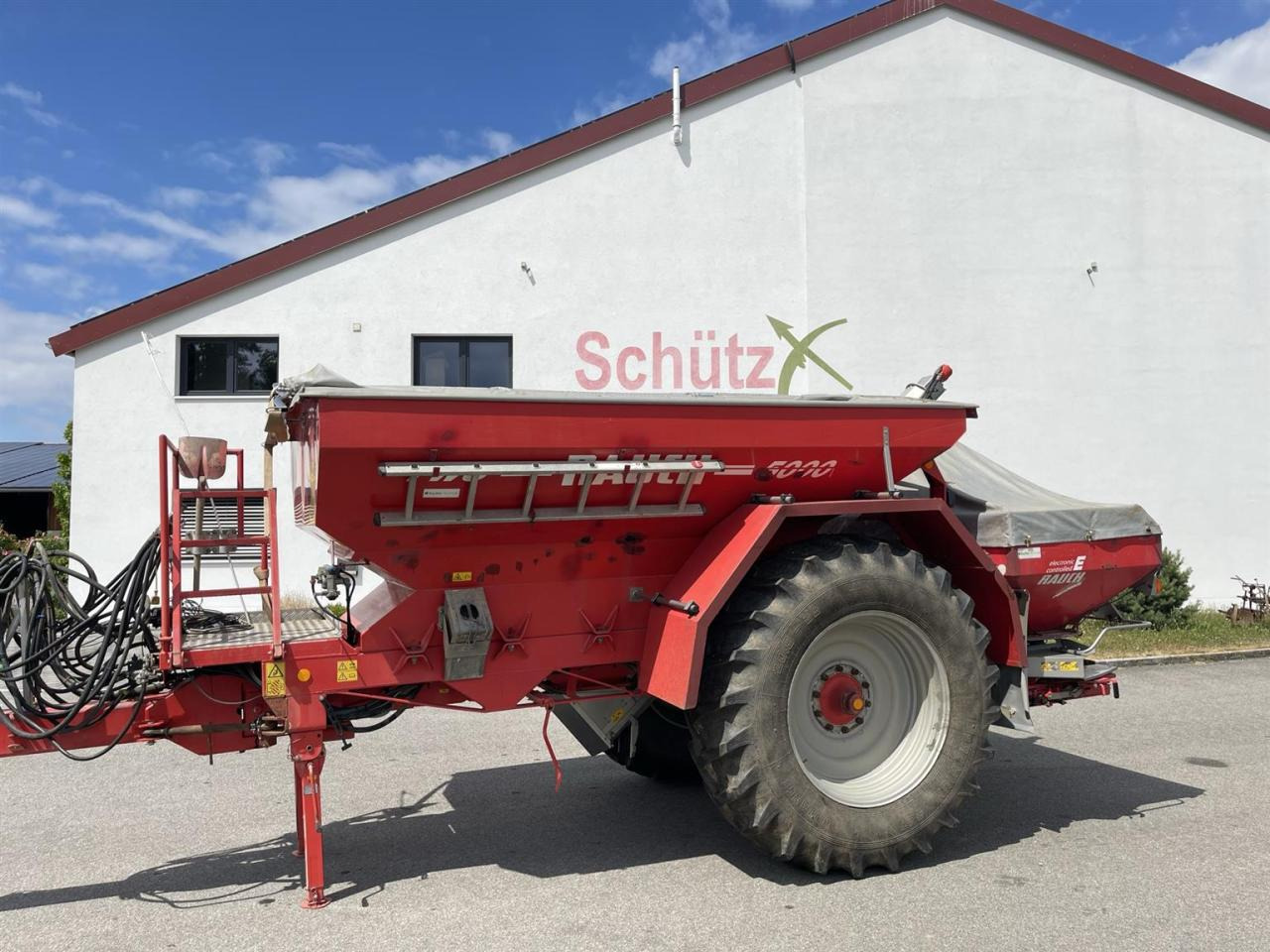 Rauch TWS 5000 Düngerwagen mit Deichsel-Lenkung mit Düngestreuer Axera H-EMC - Fertilizer spreader: picture 2 Rauch TWS 5000 Düngerwagen mit Deichsel-Lenkung mit Düngestreuer Axera H-EMC - Fertilizer spreader: picture 2