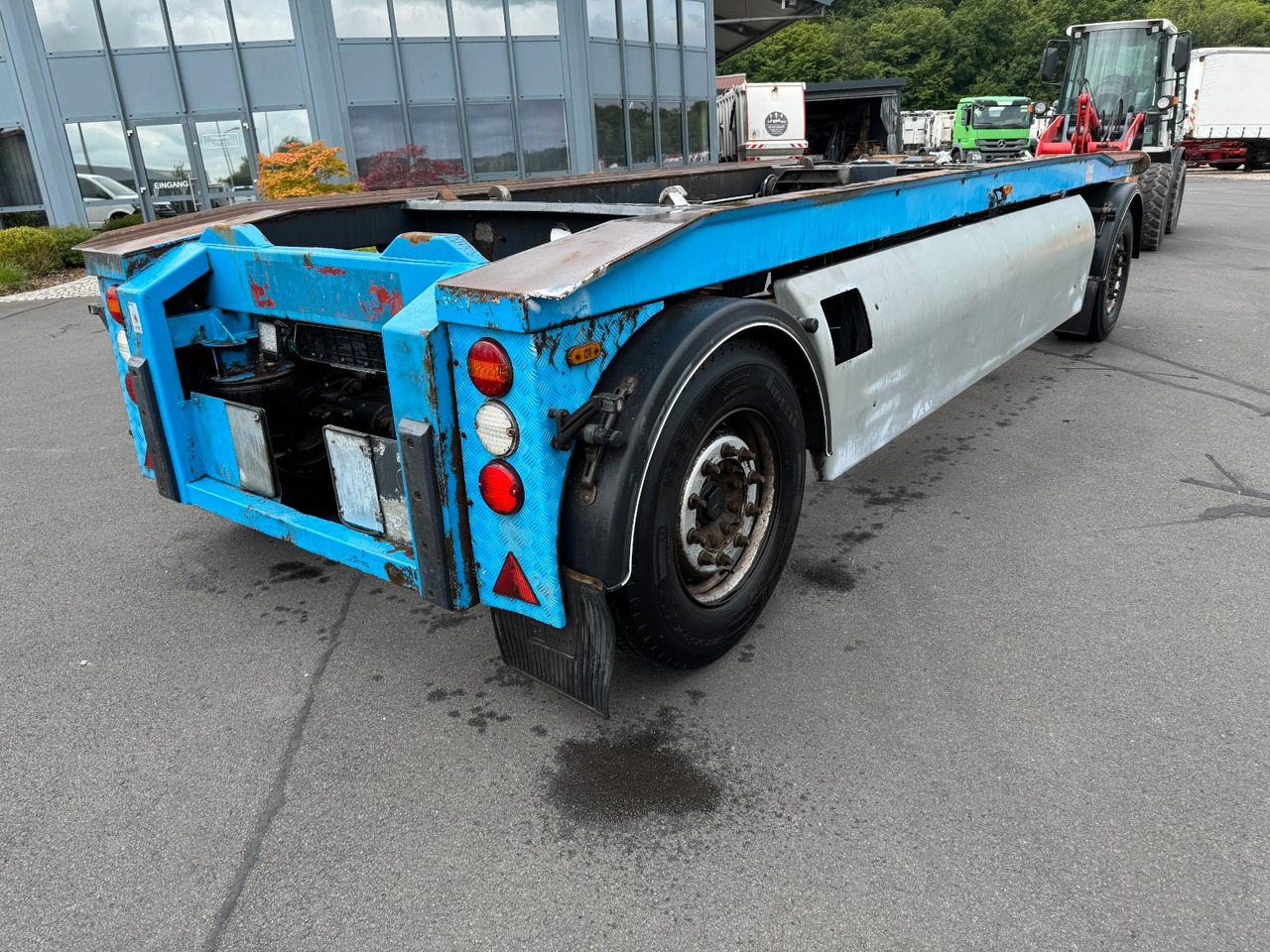 Jung CA 18 J Apollino K 4 2- Achs Abroll - Roll-off/ Skip trailer: picture 1 Jung CA 18 J Apollino K 4 2- Achs Abroll - Roll-off/ Skip trailer: picture 1