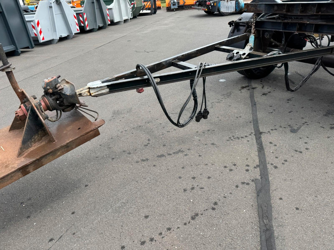 Jung CA 18 J Apollino K 4 2- Achs Abroll - Roll-off/ Skip trailer: picture 4 Jung CA 18 J Apollino K 4 2- Achs Abroll - Roll-off/ Skip trailer: picture 4