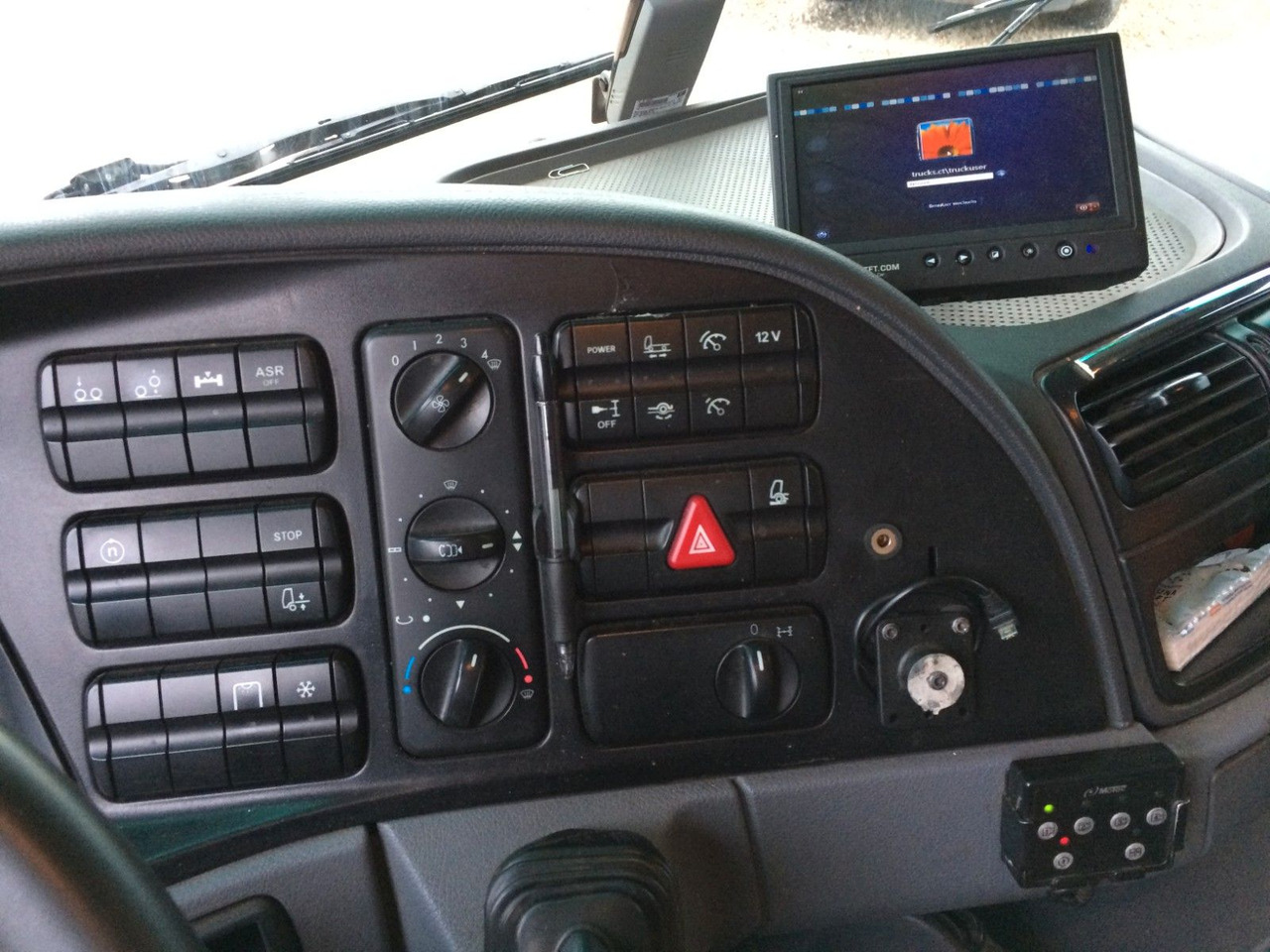 Garbage truck Mercedes-Benz Actros 2532 MP 3 Faun Frontlader 533 Waage Mercedes-Benz Actros 2532 MP 3 Faun Frontlader 533 Waage: picture 6