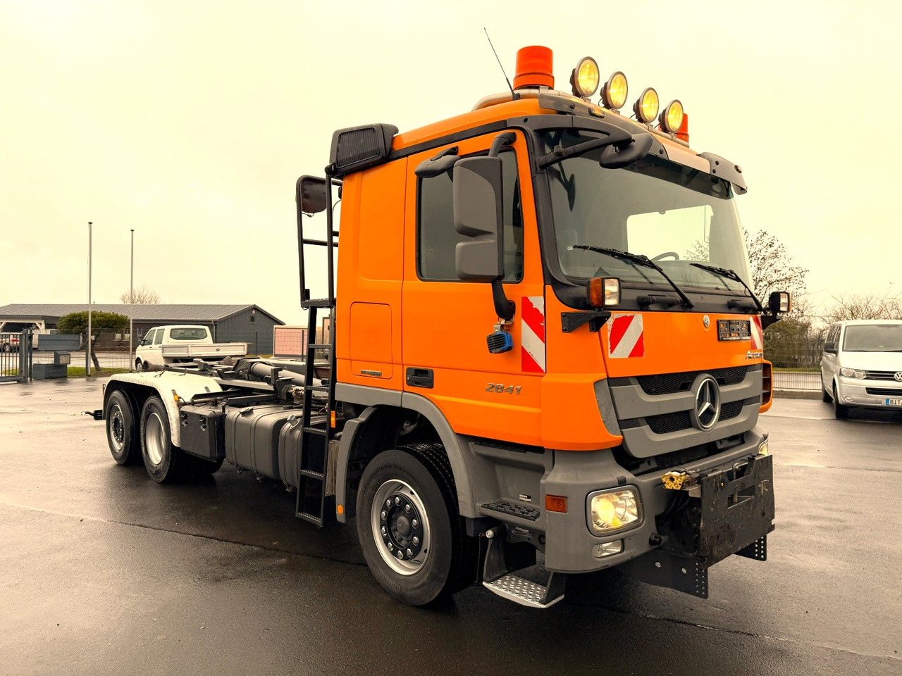 Mercedes-Benz Actros 2841L 6x2 Kranhydraulik Multilift Winterd - Hook lift truck: picture 5 Mercedes-Benz Actros 2841L 6x2 Kranhydraulik Multilift Winterd - Hook lift truck: picture 5