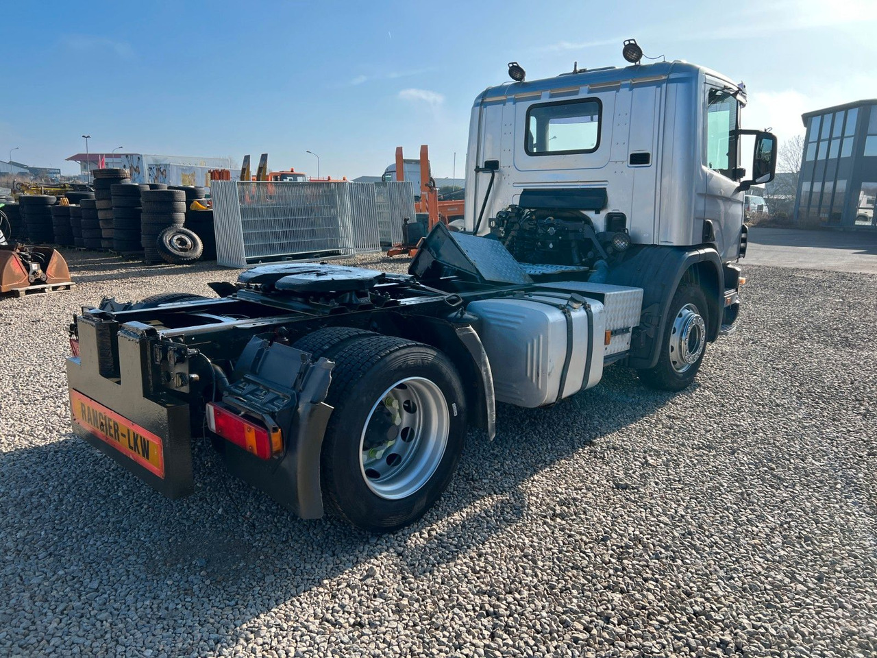 Scania P 94 GA 4x2 NA 310 Scania P 94 GA 4x2 NA 310 - Tractor unit: picture 3 Scania P 94 GA 4x2 NA 310 Scania P 94 GA 4x2 NA 310 - Tractor unit: picture 3