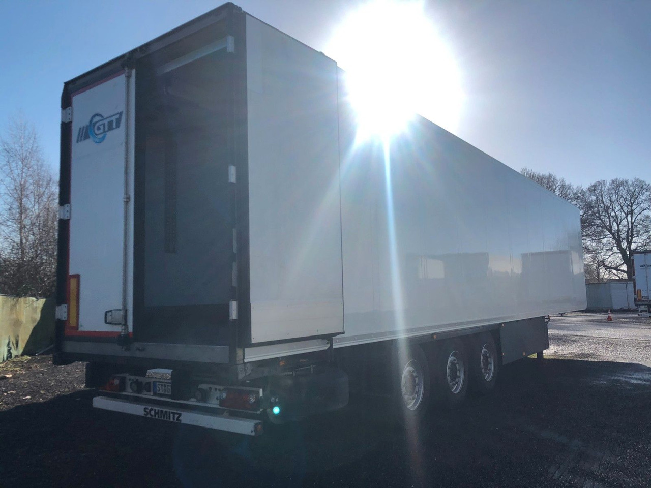 Schmitz Cargobull SKO 24/L -13.4 FP 60 COOL, Multitemp. - Refrigerator semi-trailer: picture 3 Schmitz Cargobull SKO 24/L -13.4 FP 60 COOL, Multitemp. - Refrigerator semi-trailer: picture 3