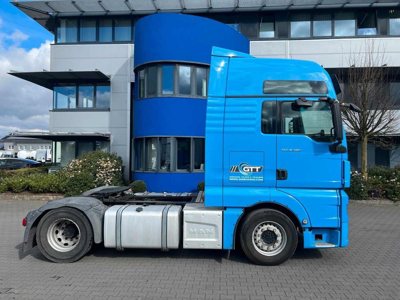 MAN TGX 18.480 4x2 BLS XXL - Tractor unit: picture 2 MAN TGX 18.480 4x2 BLS XXL - Tractor unit: picture 2