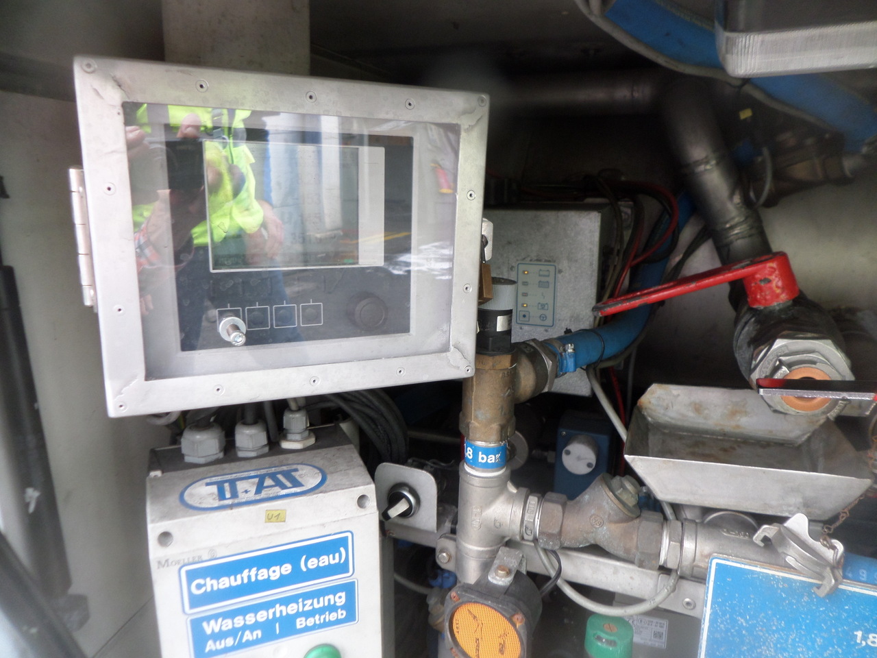 Schrader Water truck WSU 3000 MAN leasing Schrader Water truck WSU 3000 MAN: picture 6 Schrader Water truck WSU 3000 MAN leasing Schrader Water truck WSU 3000 MAN: picture 6