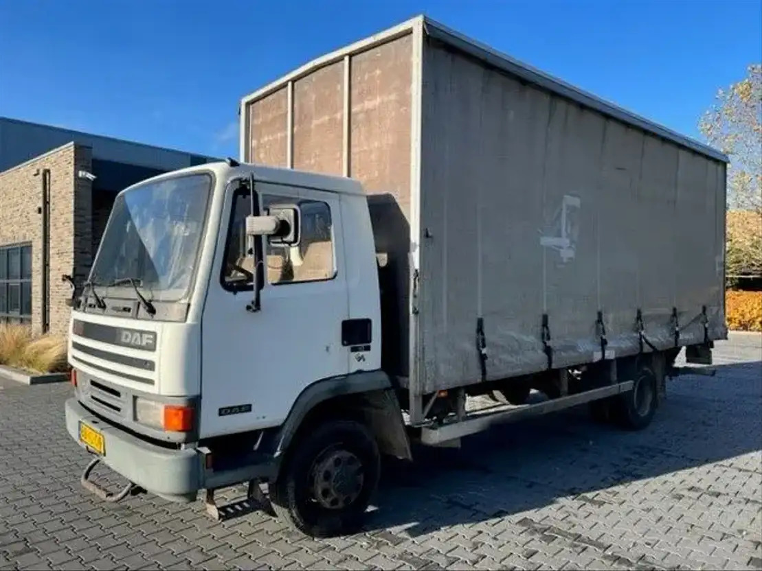 DAF LF 45.160 FA45.160 - Curtain side truck: picture 1 DAF LF 45.160 FA45.160 - Curtain side truck: picture 1