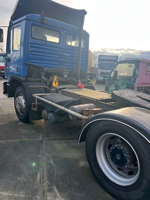 MAN 12.232 18.232 - Tractor unit: picture 4 MAN 12.232 18.232 - Tractor unit: picture 4