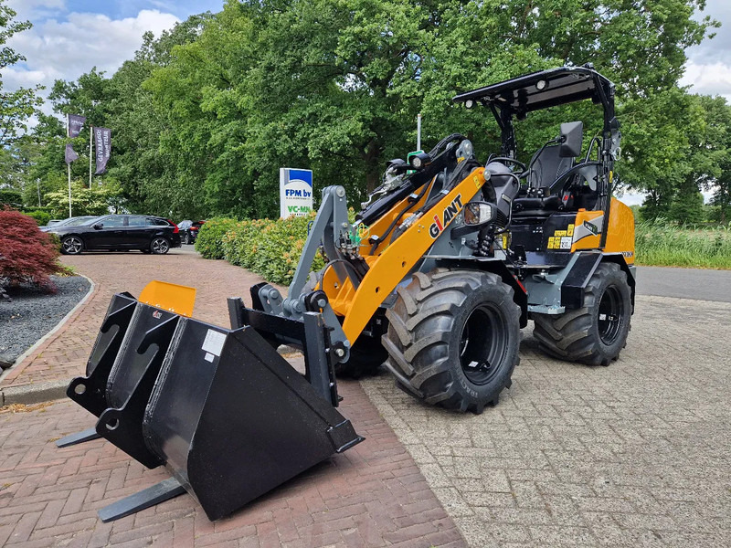 Giant G2700 HD+ 'Anniversary edition' - Wheel loader: picture 1 Giant G2700 HD+ 'Anniversary edition' - Wheel loader: picture 1