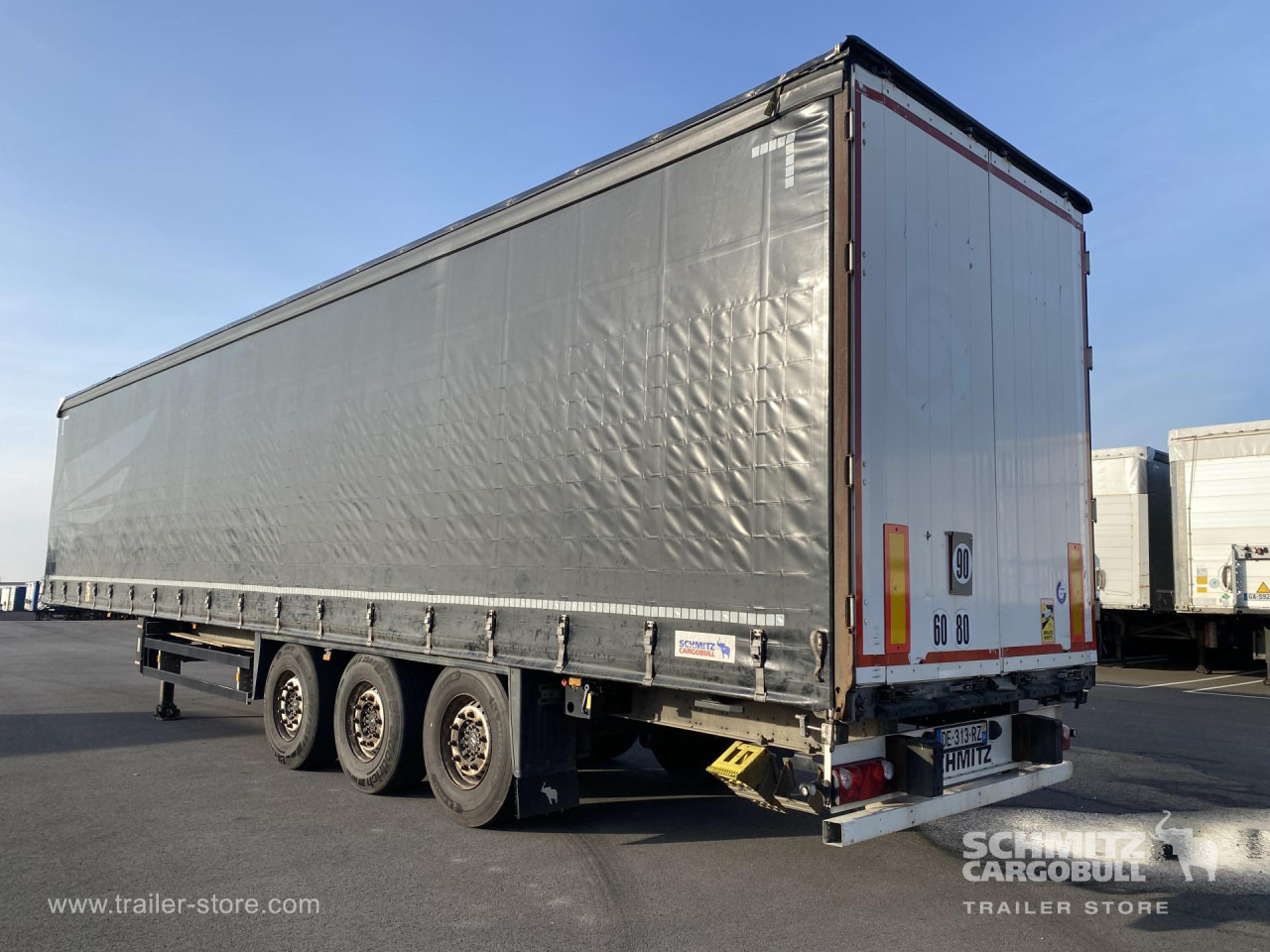 SCHMITZ Curtainsider Standard - Curtainsider semi-trailer: picture 5 SCHMITZ Curtainsider Standard - Curtainsider semi-trailer: picture 5