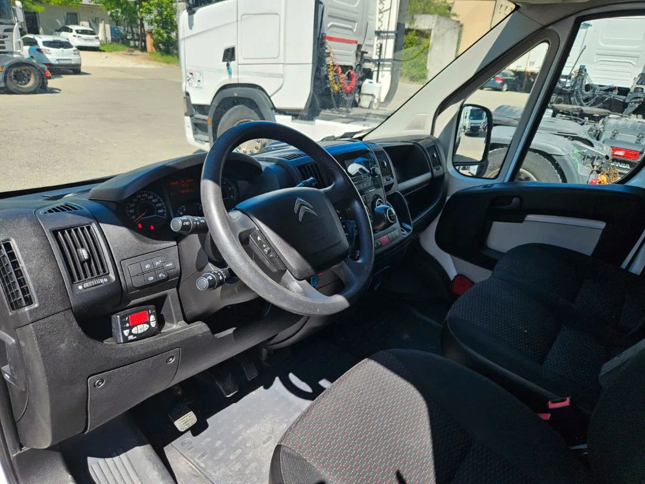 Refrigerated delivery van Citroën Jumper Frigo L4H2 Carrier, up to zero: picture 12