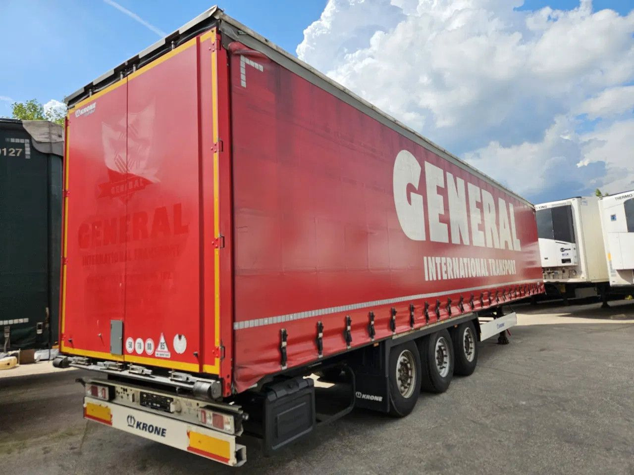 Krone SD XL Code, Lifting Axle A - Curtainsider semi-trailer: picture 5 Krone SD XL Code, Lifting Axle A - Curtainsider semi-trailer: picture 5