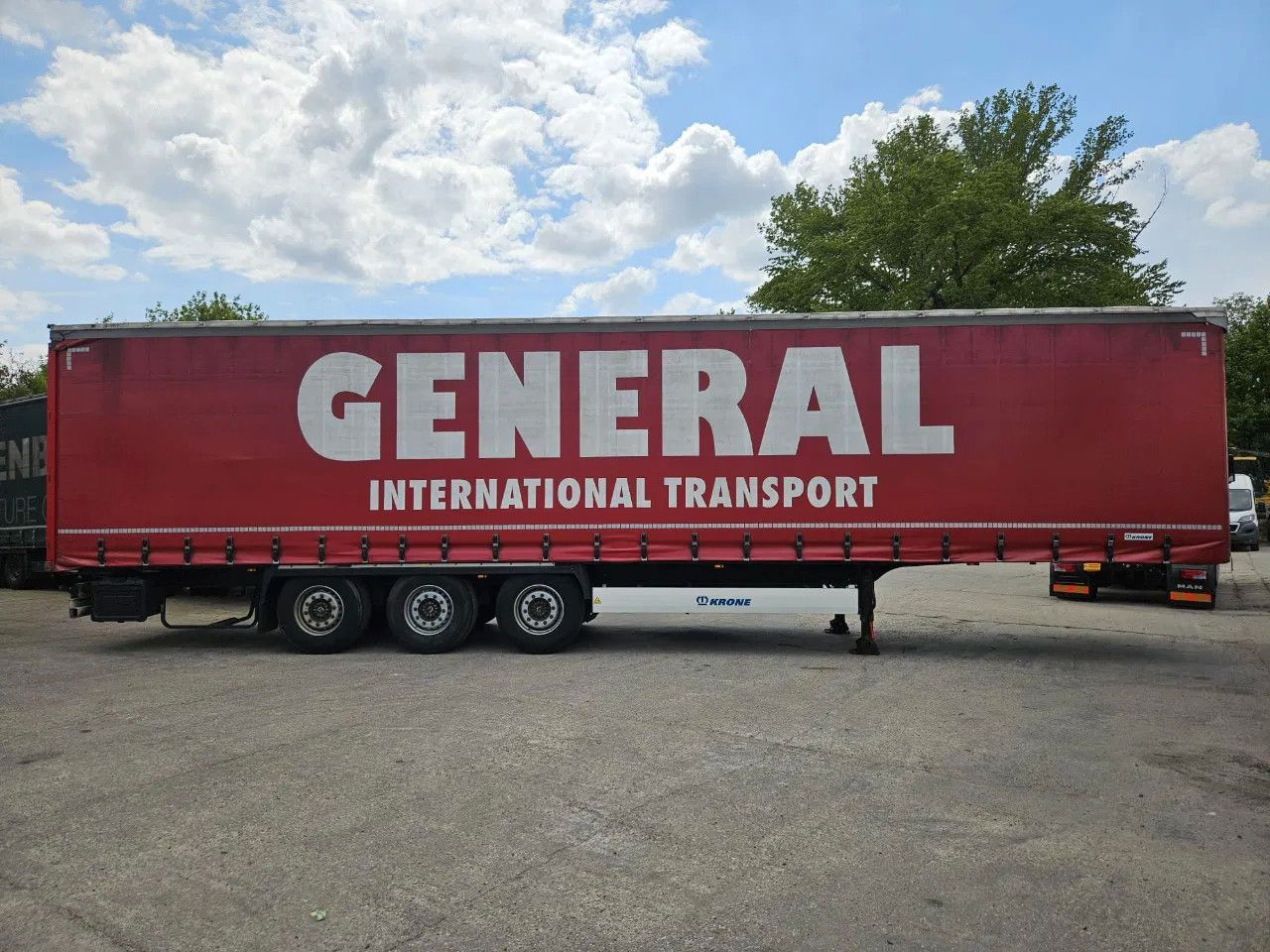 Krone SD XL Code, Lifting Axle A - Curtainsider semi-trailer: picture 4 Krone SD XL Code, Lifting Axle A - Curtainsider semi-trailer: picture 4