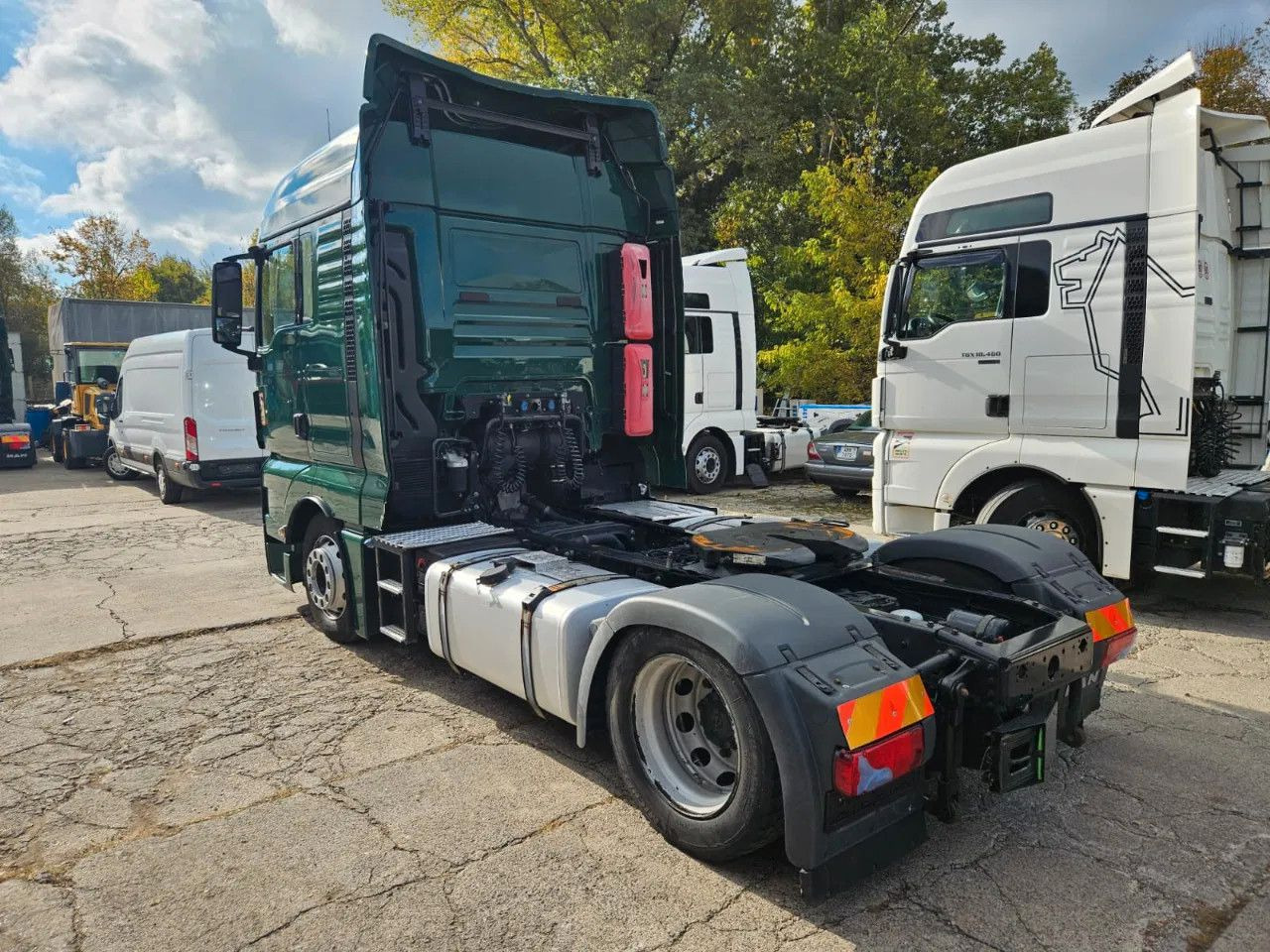 MAN TGX 18.470 XLX-Mega-Retarder-Standklima 4 units - Tractor unit: picture 3 MAN TGX 18.470 XLX-Mega-Retarder-Standklima 4 units - Tractor unit: picture 3