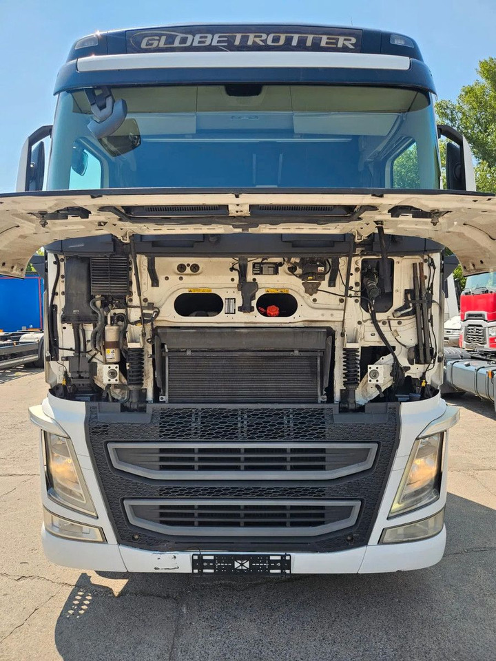 Volvo FH 460 Standard - Globe - Full Spoiler - Tractor unit: picture 5 Volvo FH 460 Standard - Globe - Full Spoiler - Tractor unit: picture 5