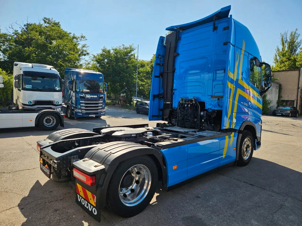 Volvo FH 500 Standard, I-Save, I-Park, Alloy w. 7 unit - Tractor unit: picture 3 Volvo FH 500 Standard, I-Save, I-Park, Alloy w. 7 unit - Tractor unit: picture 3