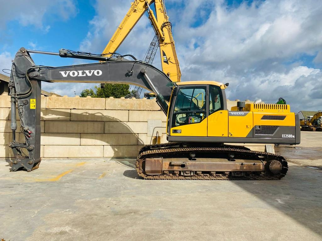 Volvo EC 250 D N L - Crawler excavator: picture 1 Volvo EC 250 D N L - Crawler excavator: picture 1