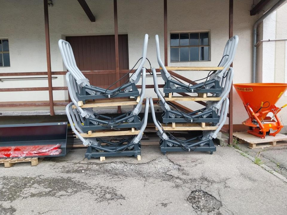 Aktion!! Ballenzange Rundbellenzange Silozange Frontlader Euro - Clamp: picture 1 Aktion!! Ballenzange Rundbellenzange Silozange Frontlader Euro - Clamp: picture 1