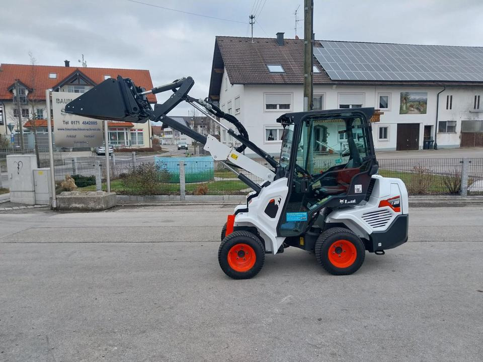 Bobcat L 28 Radlader Teleskoplader Hoflader Lader - Compact loader: picture 1 Bobcat L 28 Radlader Teleskoplader Hoflader Lader - Compact loader: picture 1