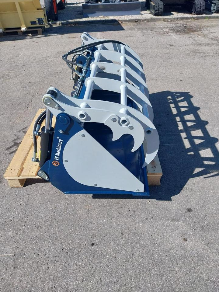 Greifschaufel mini Krokodilgebiss Hoflader Schäffer Thaler Euro - Loader bucket: picture 2 Greifschaufel mini Krokodilgebiss Hoflader Schäffer Thaler Euro - Loader bucket: picture 2