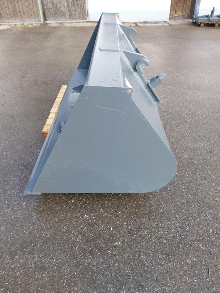 Merlo Schaufel 2,5m Teleskoplader Radlader Volumen - Loader bucket: picture 2 Merlo Schaufel 2,5m Teleskoplader Radlader Volumen - Loader bucket: picture 2