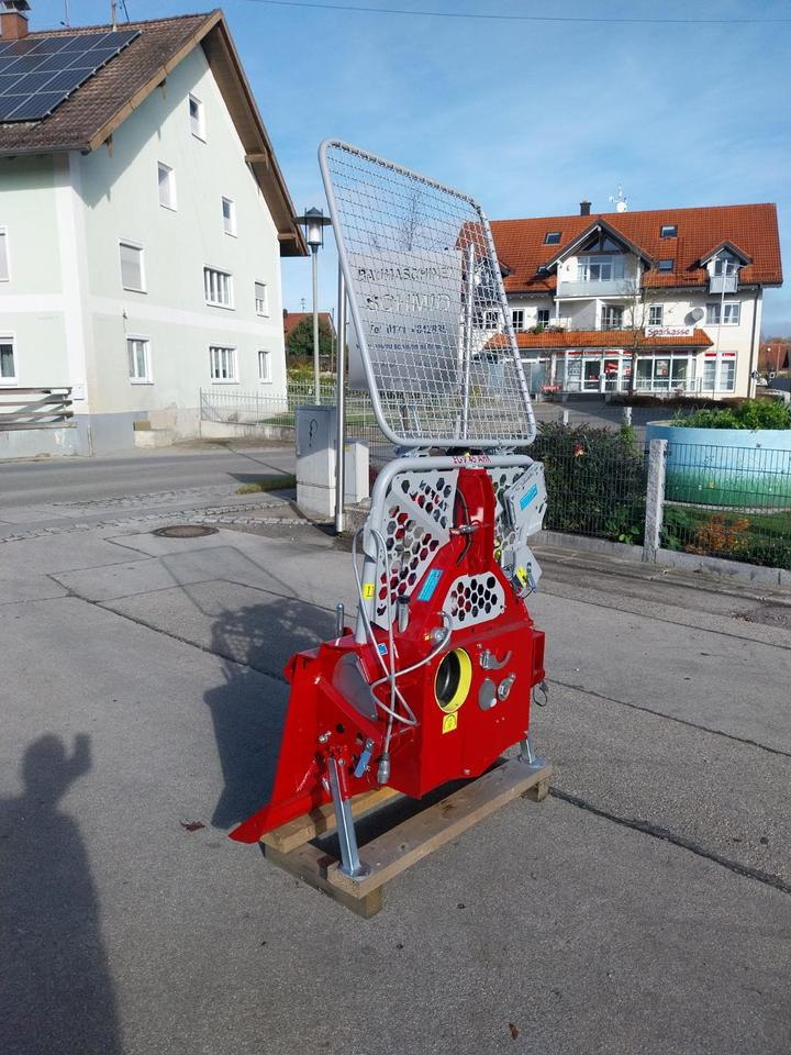 Neue Forstseilwinde Seilwinde Tajfun EGV 45 AHK SG Funk 35 55 65 - Winch for Forestry equipment: picture 2 Neue Forstseilwinde Seilwinde Tajfun EGV 45 AHK SG Funk 35 55 65 - Winch for Forestry equipment: picture 2