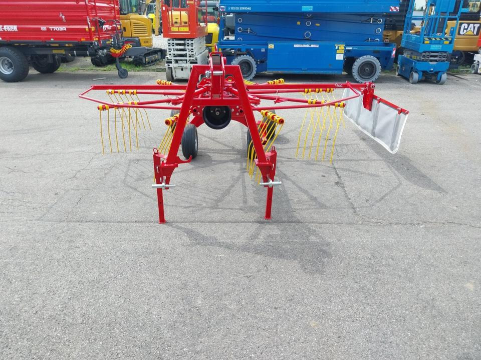 Neuen Kreiselschwader Schwader 3,5m KN-350 Pöttinger - Tedder/ Rake: picture 2 Neuen Kreiselschwader Schwader 3,5m KN-350 Pöttinger - Tedder/ Rake: picture 2