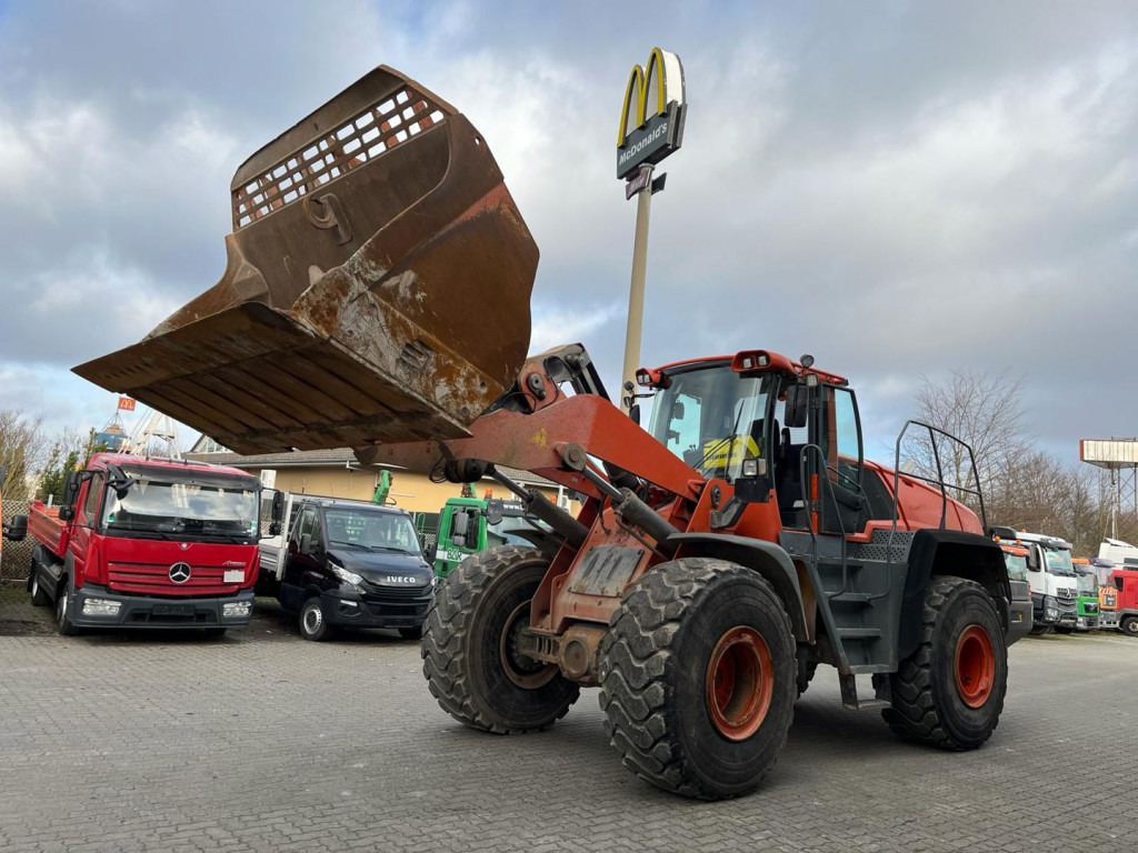 LIEBHERR LIEBHERR Radlader Radlader L 566 - Wheel loader: picture 1 LIEBHERR LIEBHERR Radlader Radlader L 566 - Wheel loader: picture 1