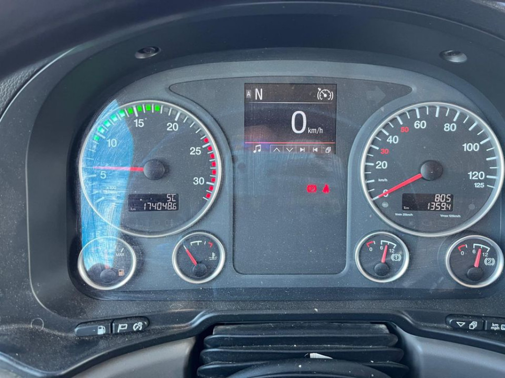 Tipper MAN MAN TG-S 4 Achs Muldenkipper 35.460 8x6 BB Meiller 18m³: picture 6