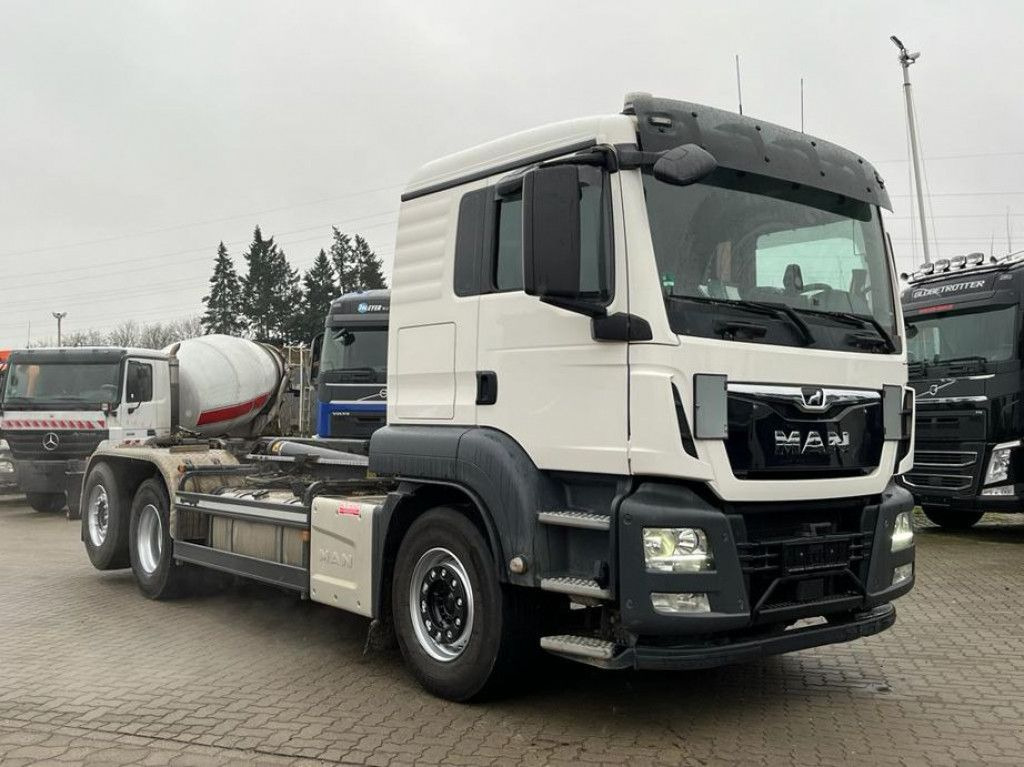 MAN TG-S 26.460 6x2-2 BL Abrollkipper Meiller, Funk - Hook lift truck: picture 2 MAN TG-S 26.460 6x2-2 BL Abrollkipper Meiller, Funk - Hook lift truck: picture 2