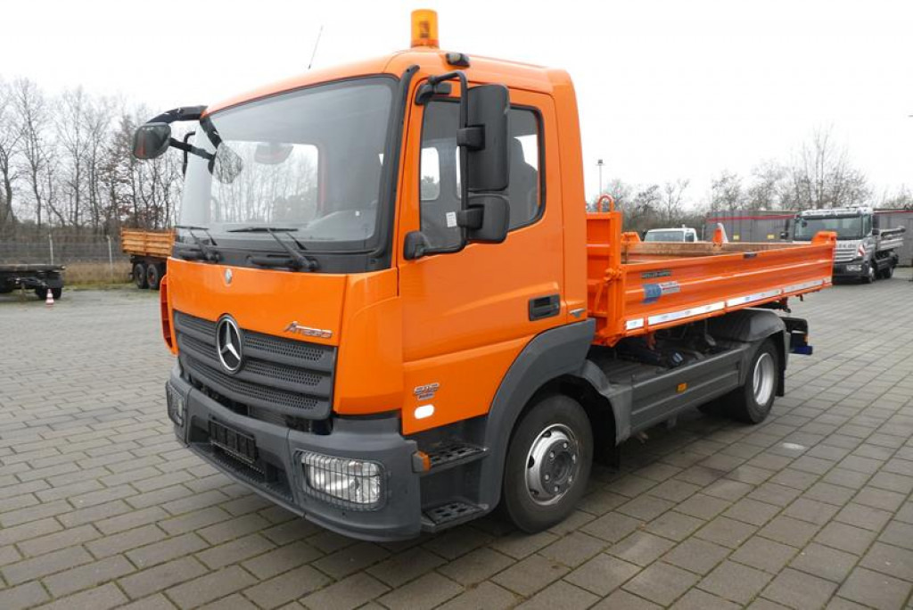 MERCEDES-BENZ Mercedes-Benz Atego 2-Achs Kipper 818 K Schalter - Tipper: picture 3 MERCEDES-BENZ Mercedes-Benz Atego 2-Achs Kipper 818 K Schalter - Tipper: picture 3