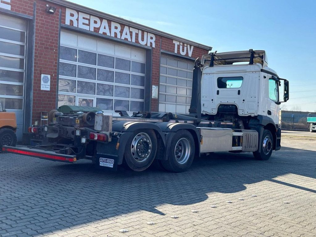 Mercedes-Benz Actros 2543 L 6x2 Abrollkipper MeillerLenk/Lift - Hook lift truck: picture 4 Mercedes-Benz Actros 2543 L 6x2 Abrollkipper MeillerLenk/Lift - Hook lift truck: picture 4
