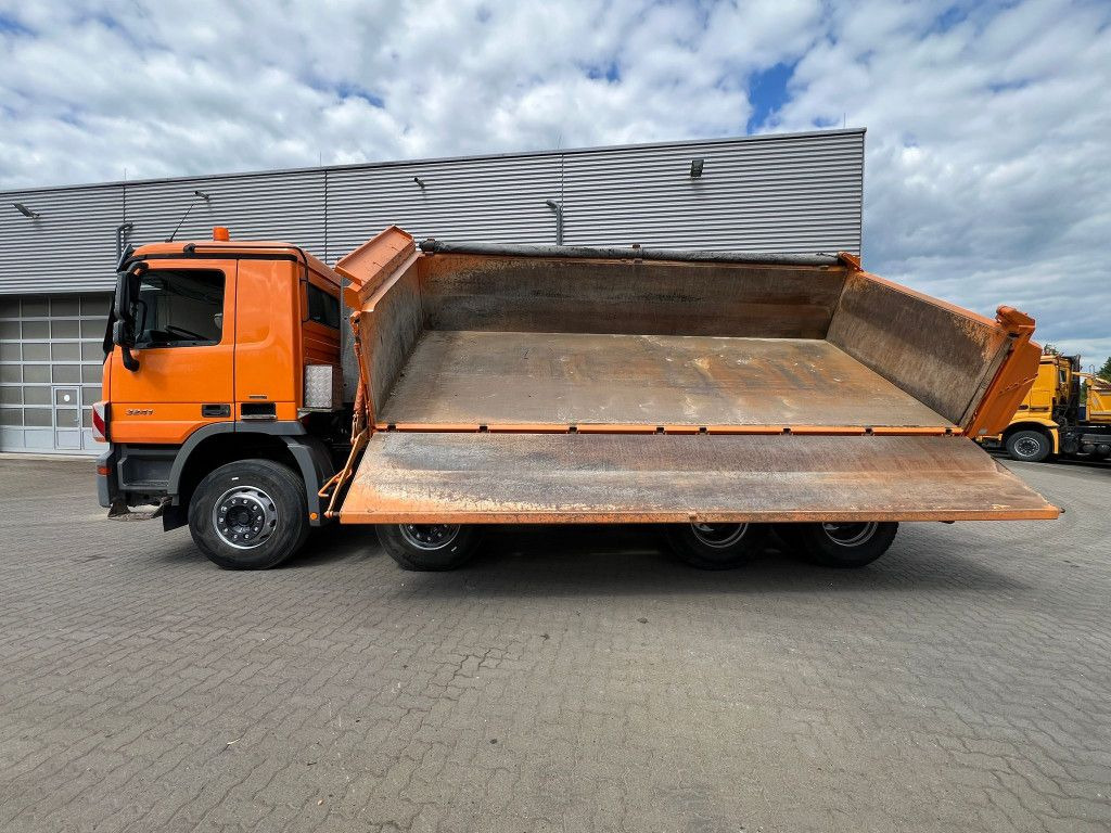 Mercedes-Benz Actros 3241 K 8x4 4-Achs Kipper Meiller Deutsch - Tipper: picture 5 Mercedes-Benz Actros 3241 K 8x4 4-Achs Kipper Meiller Deutsch - Tipper: picture 5